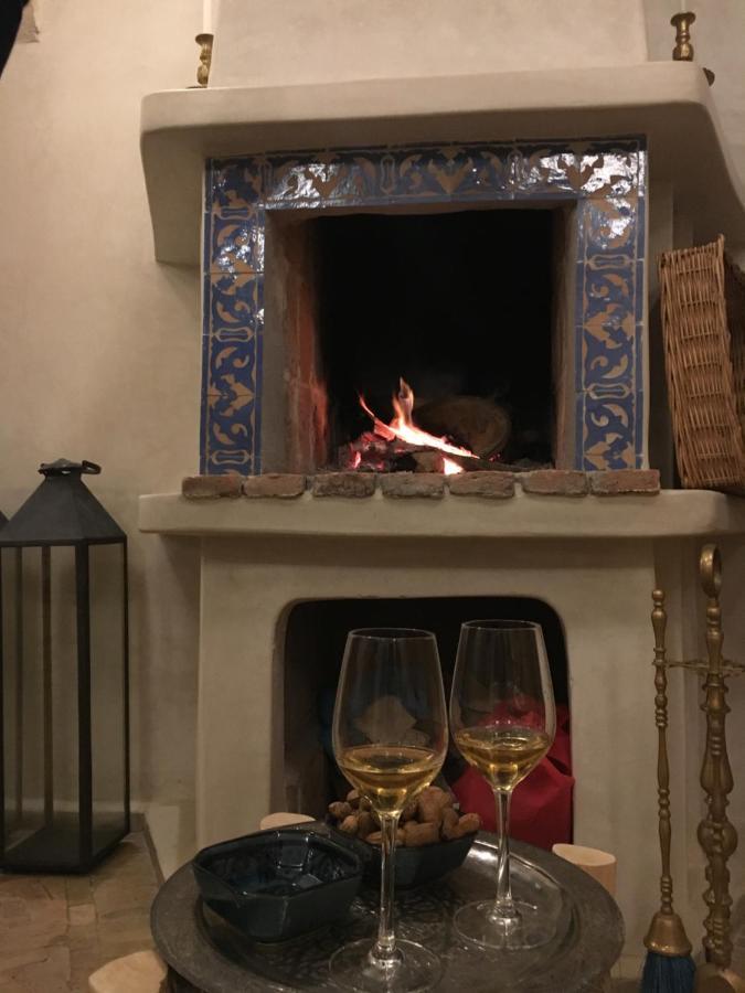 Beau Riad En Medina, Lumineux Et Avec Terrasse Privee Sur Mer Esauira Exterior foto